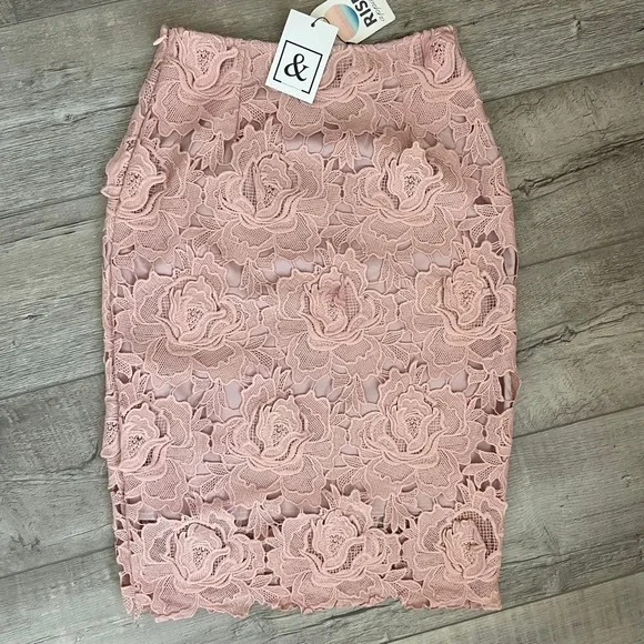 Ampersand Avenue XS Ultimate Floral Lace Pencil Skirt‎ Fitted Hidden Zipper - Picture 9 of 10
